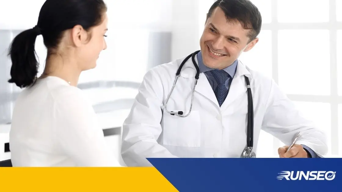 Map pack google médicos com clínicas em destaque na busca local